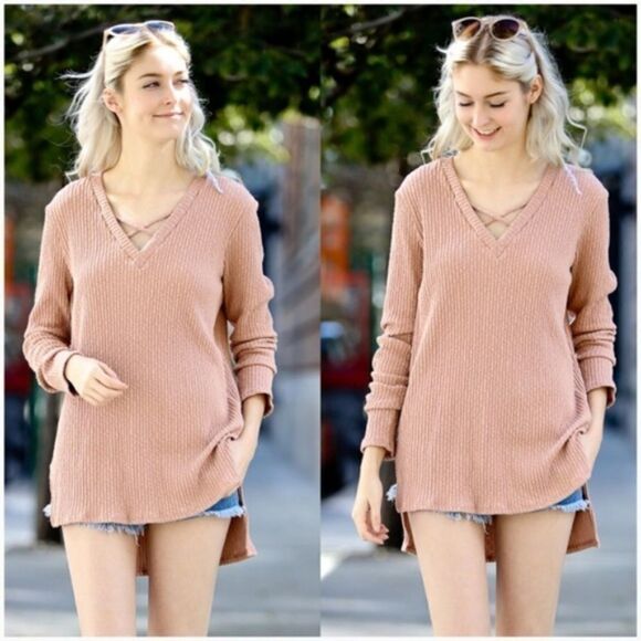 Blush Criss Cross V-Neck Top - Picture 2 of 7